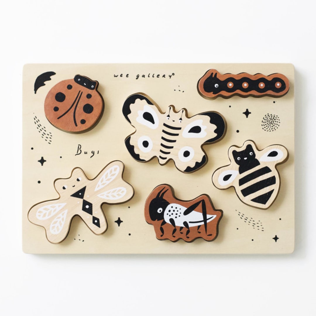 "Wee Gallery Wooden Tray Puzzle - Bugs" - Puzzles in natural by Wee Gallery