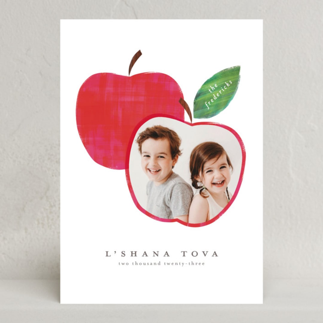 "Shana Tova Apple" - Rosh Hashanah Cards in Honeycrisp by Jackie Crawford - Front