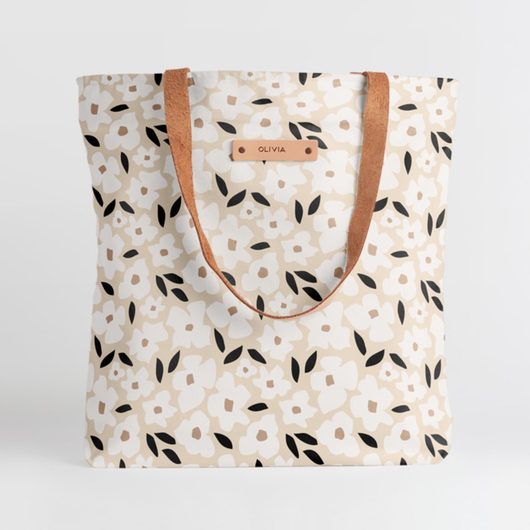 "Primavera" - Snap Tote in Daisy by Iveta Angelova - Snap Tote