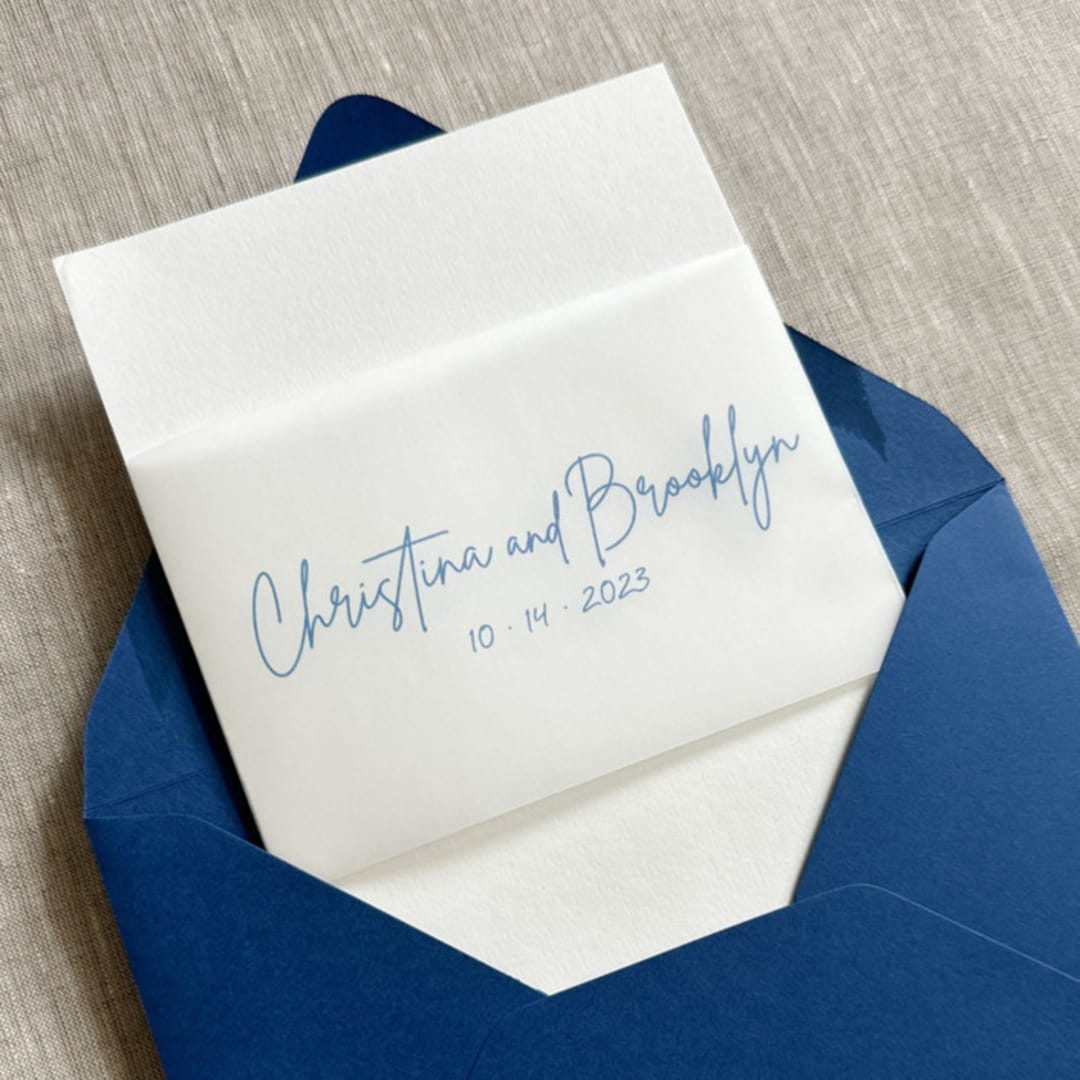 "Custom vellum belly bands with names in blue | Set of 10" - Belly Bands in blue by Maria Ferrer G.