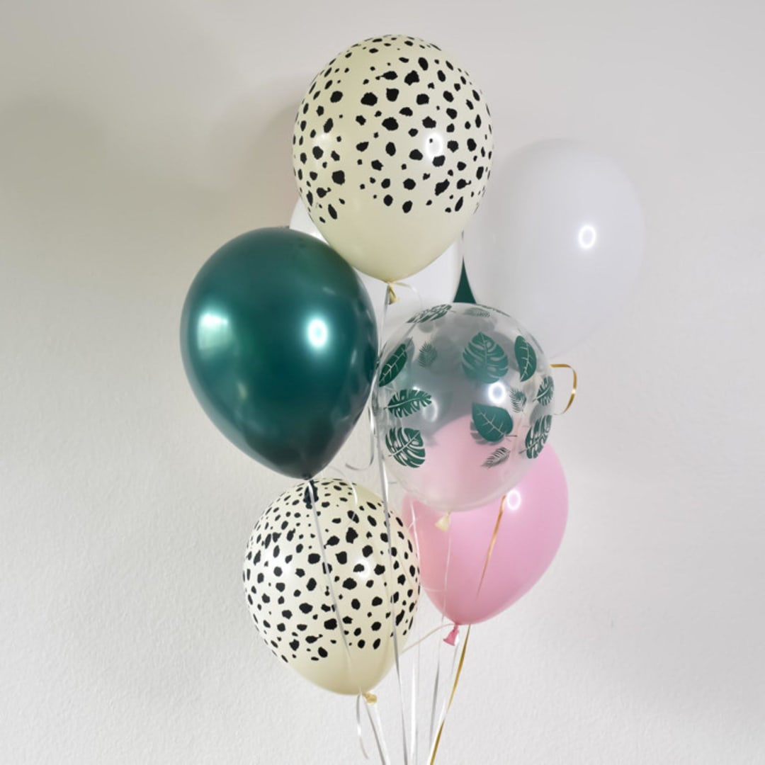 "Safari Jungle Party Balloon Bouquet" - Balloons in multicolor by Balloon and Bash