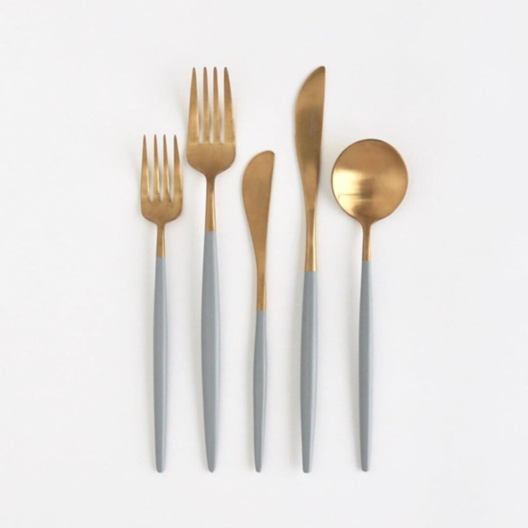 LUNA FLATWARE // 5 PIECE SET IN GREY + GOLD