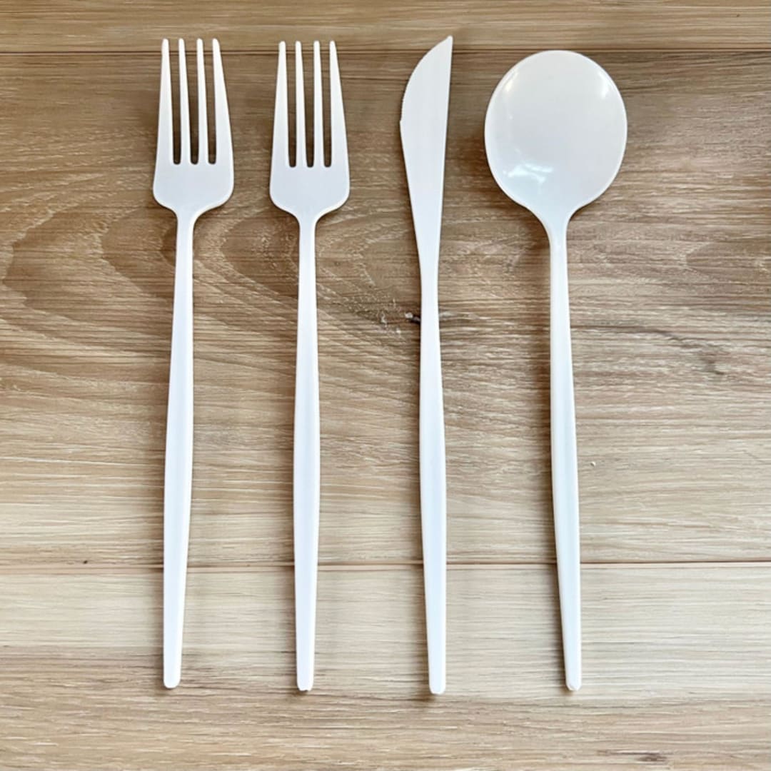 "Mod Cutlery | Old Barn" - Flatware in black by Prêt-à-PartyNY