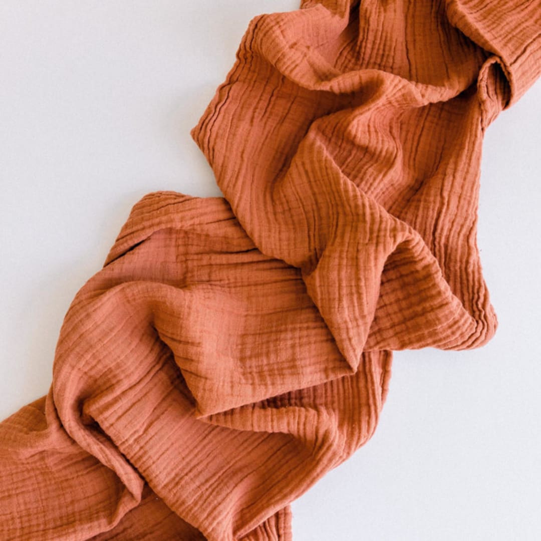 "ORGANIC COTTON RUNNER // BURNT SIENNA" - Runners in multicolor by borrowed BLU