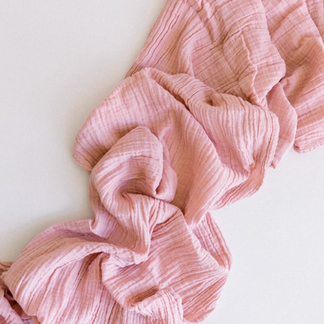 ORGANIC COTTON RUNNER // ROSEWATER
