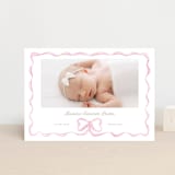 "Squiggle bow" - Birth Announcements in Peony by Creo Study - Front