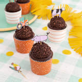 "On the Farm Cupcake Decorating Set" - Party Baking Cups in multicolor by Jollity and Co