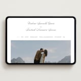 "Striped" - Wedding Website in Soft Black by Baumbirdy - Desktop Design