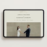 "Foil Botanical Frame" - Wedding Website in Taupe by Hannah Williams - Desktop Design
