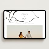 "Leaves" - Wedding Website in Soft Black by Pati Cascino - Desktop Design