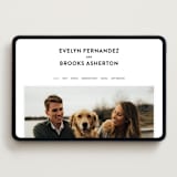 "Make it official" - Wedding Website in Panda by Lea Delaveris - Desktop Design