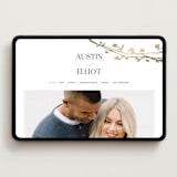 "Floral Enlace" - Wedding Website in Blanc by Pati Cascino - Desktop Design