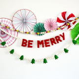 "Felt Christmas Garland, BE MERRY & White Felt Balls" - Garlands in red by TwentyEight12