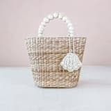 "Shell Bag Charm" - Key Chain in natural by LIKHA