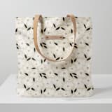 "Primavera" - Snap Tote in Daisy by Iveta Angelova - Snap Tote