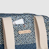 "Basic - Azure" - Weekender in Azure by Bethania Lima - Fabric Detail