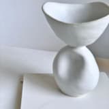 "Sculptural Pedestal Bowl" - Decorative Object in white by Cloude Made