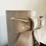 "Ribbon Bow Vase - Medium" - Vases in white by Sidney Field