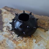 "Spikes Black Round Vase I" - Vases in black by OWO Cerámica