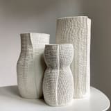 "MEDIUM BURLAP CURVY VASE" - Vases in white by Cym Warkov