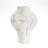 "Ceramic Vase ‘Dal Visage’" - Vases in white by Inhee Ma