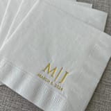 "Custom initials foil napkins | Gold foil, white napkins | Set of 100" - Napkins in white by Maria Ferrer G.