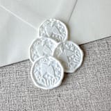 "White celebration wax seal sticker - Champagne toast | Set of 10" - Wax Seals in white by Maria Ferrer G.
