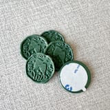 "Olive Green celebration wax seal sticker - Champagne toast | Set of 10" - Wax Seals in green by Maria Ferrer G.