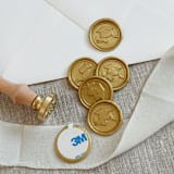 "Classic gold graduation wax seal stickers | Set of 10" - Wax Seals in gold by Maria Ferrer G.