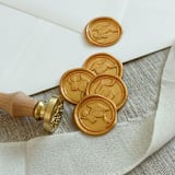 "Yellow gold graduation wax seal stickers | Set of 10" - Wax Seals in gold by Maria Ferrer G.
