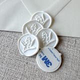 "White Lily of the Valley 3D wax seal stickers | Set of 10" - Wax Seals in white by Maria Ferrer G.