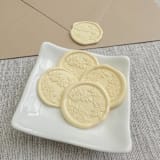 "Buttercream roses wax seal stickers | Set of 10" - Wax Seals in yellow by Maria Ferrer G.