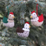 "Hen Ornaments, set of 3" - Ornaments in multicolor by Melange Collection