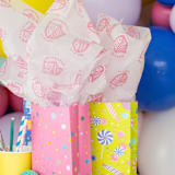 "It's A Birthday Favor Bags - Set of 12" - Party Favor Bags in multicolor by Jollity and Co