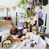"Gold Skull Thingamajigs - Set of 16" - Party Hanging Decor in gold by Jollity and Co
