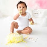 "Gold Onederland Cocktail Napkins - Pack of 20" - Party Napkins in gold by Jollity and Co