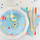 "Off to the Fair Large Napkins - Pack of 16" - Party Napkins in multicolor by Jollity and Co