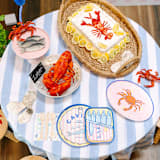 "Le Dinner Caviar Can Dinner Plates - Set of 8" - Party Plates and Bowls in multicolor by Jollity and Co