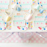 "It's A Birthday Balloon Large Plates - Set of 8" - Party Plates and Bowls in multicolor by Jollity and Co