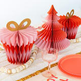 "Present Honeycomb Set" - Party Table Decor in red by Jollity and Co