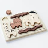 "Wee Gallery Wooden Tray Puzzle - Safari Animals - 2nd Edition" - Puzzles in natural by Wee Gallery
