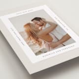 "Horizonte" - Save the Dates in Ivory by Tamara Hilje - Detail