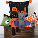 "Halloween Bat" - Plush Toys in multicolor by Melange Collection