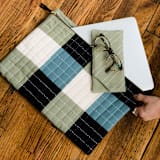 "Large Checkered Laptop Case - Sage" - Tote Bag in green by Anchal