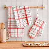"Fun plaid" - Tea Towel in Peppermint by Creo Study - In Home