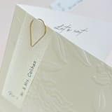 "Invitation Suite Clips | Set of 30" - Belly Bands in gold by Prêt-à-PartyNY