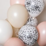 "Olivia Balloon Bouquet" - Balloons in multicolor by Balloon and Bash