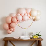 "Copeland SIGNATURE Balloon Garland Kit (8 feet)" - Balloons in pink by Balloon and Bash
