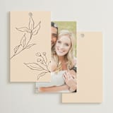 "un mariage photographique" - Wedding Favor Tags in Mocha by Benita Crandall - Back of Card Options