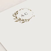 "Lovely Wreath" - Personalized Stationery Cards in Golden by Anastasia Makarova - Detail
